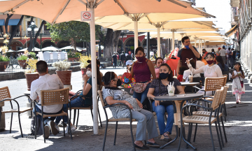 Reducción de aforos por Covid al 30% no ayudará a disminuir contagios: Canaco 