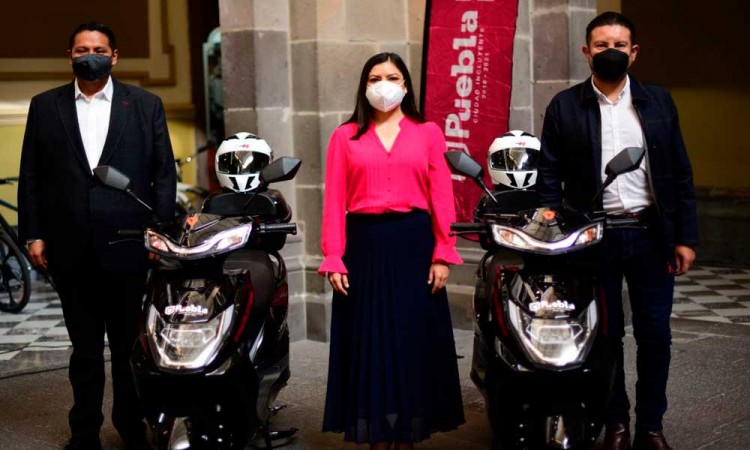Adquiere Ayuntamiento de Puebla motos eléctricas para la atención exprés de semáforos