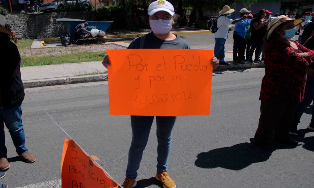 Habitantes de San Francisco Totimehuacan bloquean boulevard Valsequillo
