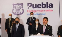 Presenta Eduardo Rivera Pérez al primer bloque de su gabinete 