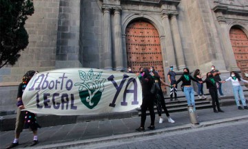 Una vez más legisladores mantendrán en la congeladora la iniciativa para despenalizar el aborto en la entidad poblana 