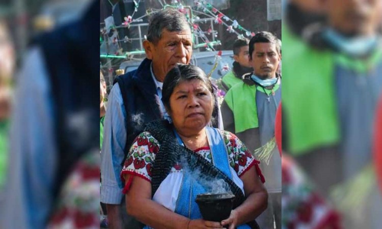Le dan el último adiós a doña Luisa, madre del exalcalde huitzilteco Manuel Hernández Pasión