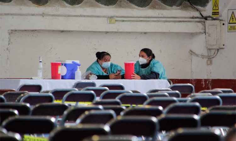 Aumenta el porcentaje de vacunación en Puebla y disminuyen los casos del virus 