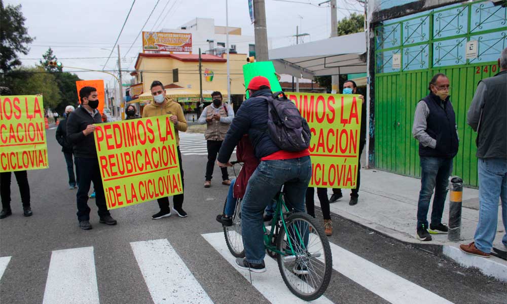 Ayuntamiento poblano removerá ciclovías por considerar que “no respetan normas técnicas”