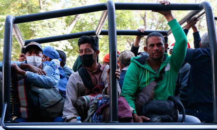 ¡Ya están en Puebla! Llegó la caravana migrante