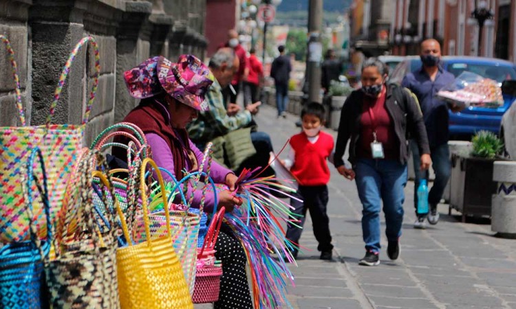 “Sin padrón no hay permisos para ambulantes en Puebla”, sentencia Jorge Cruz Lepe