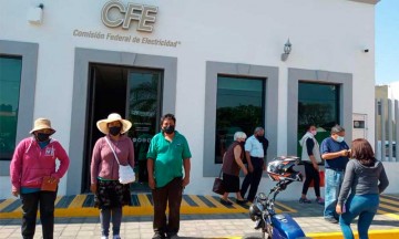 Exigen pobladores de Santa Isabel Cholula cobro justo a CFE