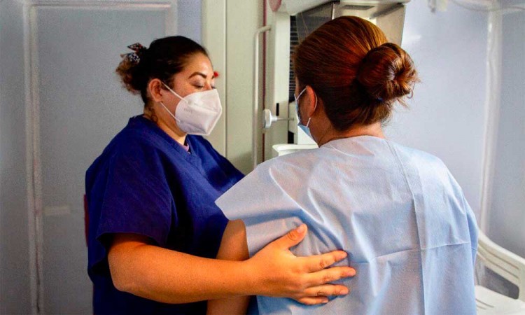 SMDIF continúa con Jornadas para la detección oportuna del Cáncer de mama