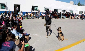 DIF Municipal acerca a niños, niñas y adolescentes con policías para conocer sus actividades