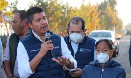 Eduardo Rivera continúa el diálogo con ambulantes para su reubicación