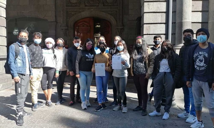 Artistas de la Casa del Estudiante “Macuil Xóchitl” piden apoyo al Ayuntamiento de Puebla
