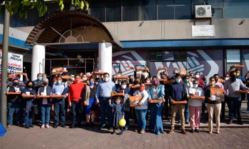 Sindicato Benito Juárez García regaló pizzas por Día del Amor y la Amistad