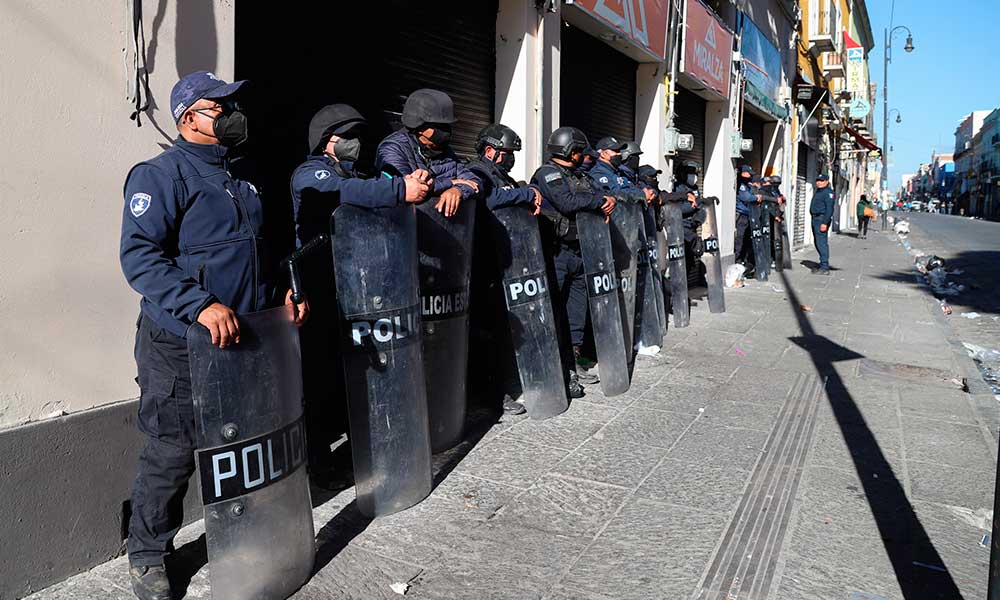 Realizan el Operativo C-10 en Puebla para evitar la instalación de vendedores ambulantes
