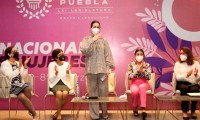 Inauguran conversatorio por el Día Internacional de las Mujeres en Puebla