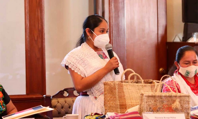 Comisión de Igualdad Sustantiva de Género y Derechos Humanos del Cabildo reconoció la labor de mujeres artesanas