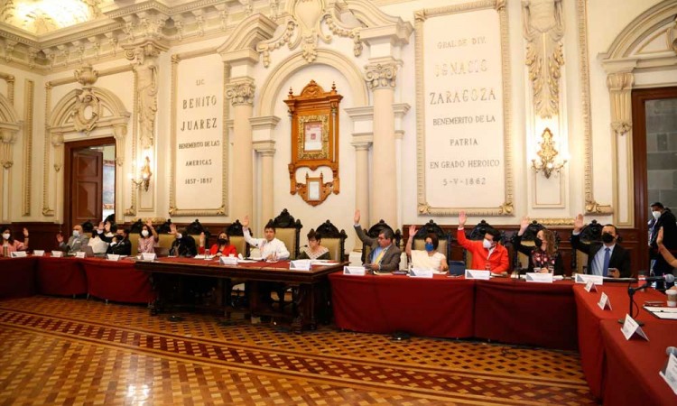 Amplían plazo para acceder a la condonación de refrendo para licencias de funcionamiento en Puebla