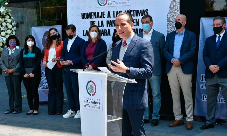 México ha tenido uno de los peores manejos de la pandemia: Mario Riestra