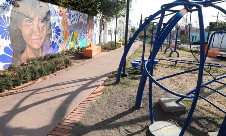 Rehabilita Ayuntamiento Parque de la colonia México 83