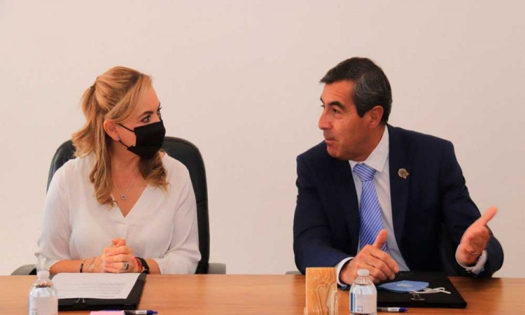 Gobierno de San Pedro Cholula y CANACO firman convenio de colaboración