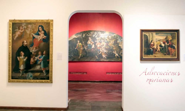 Inauguran la exposición Advocaciones Marianas en el Museo Universitario Casa de los Muñecos