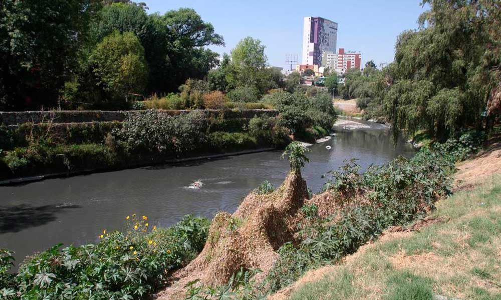 Ayuntamiento reporta: 120 empresas contaminan las agua del Río Atoyac