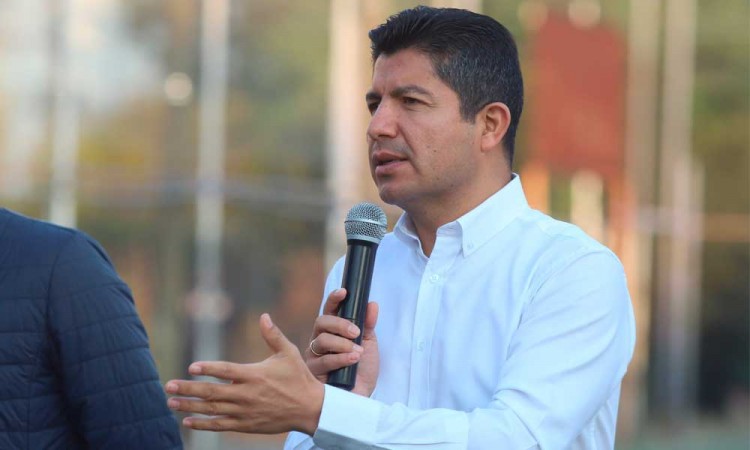 Asegura el alcalde Eduardo Rivera que se mantendrá en constante evaluación a sus funcionarios
