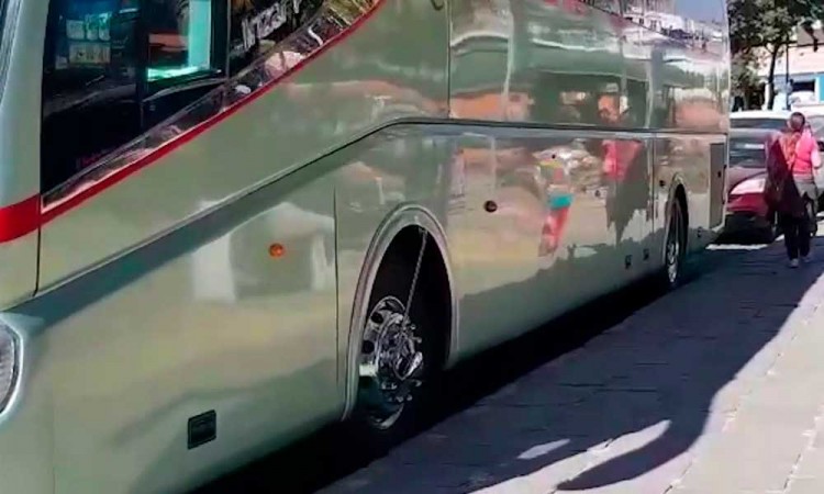 Busca Ayuntamiento de Puebla crear estacionamiento para camiones turísticos