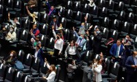 Diputados aprueban en comisiones Reforma Eléctrica