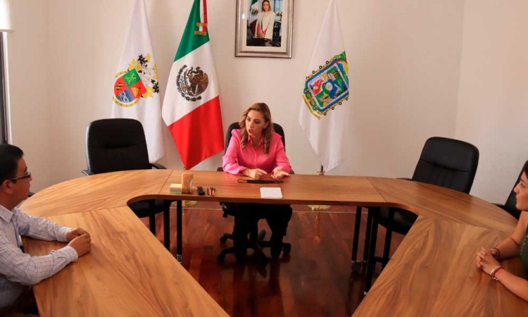Presenta la Presidenta Angon Silva a nuevos titulares de SEGOM y PCM en San Pedro Cholula