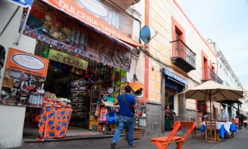 ¡Es oficial! La Calle de los Dulces en el Centro Histórico será peatonal