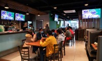Ayuntamiento exhorta a dueños de bares y antros a mantener el buen servicio y la seguridad en sus locales