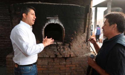 Eduardo Rivera Pérez entregó rehabilitación del Centro Alfarero en el Barrio de La Luz