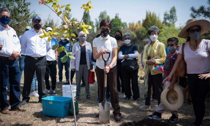 Celebra la Rectora Lilia Cedillo Ramírez 35 años del Jardín Botánico Universitario