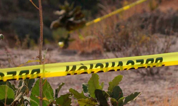 Encuentran cadáver de mujer en Zinacatepec