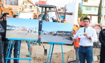 Eduardo Rivera Pérez supervisa avance de obra del Parque Romero Vargas