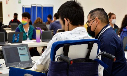 Aspirantes con capacidades diferentes presentan Examen General de Admisión a la BUAP