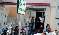 Mujer pierde ambas piernas por negligencia en IMSS de Querétaro