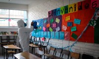 El COVID-19 continúa mermando asistencia en escuelas poblanas