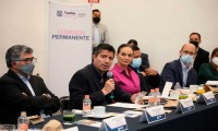 Preside Eduardo Rivera sesión de la Comisión Permanente por Puebla