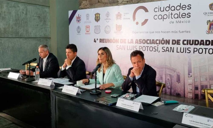 Llega alcalde de Puebla a acuerdos en Turismo y Cultura en la  IV Sesión de la ACCM