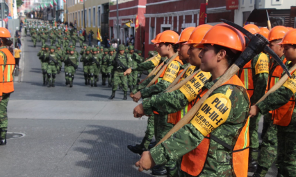 Se celebra Desfile de Independencia en Centro Histórico de Puebla