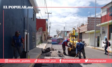 Tapan tres mil baches en Puebla.