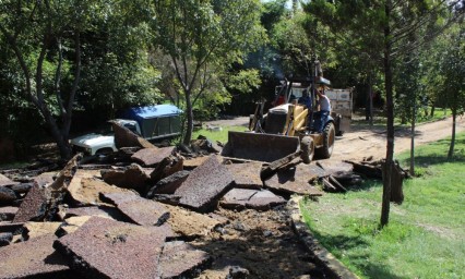 Sigue la rehabilitación de grandes parques en Puebla