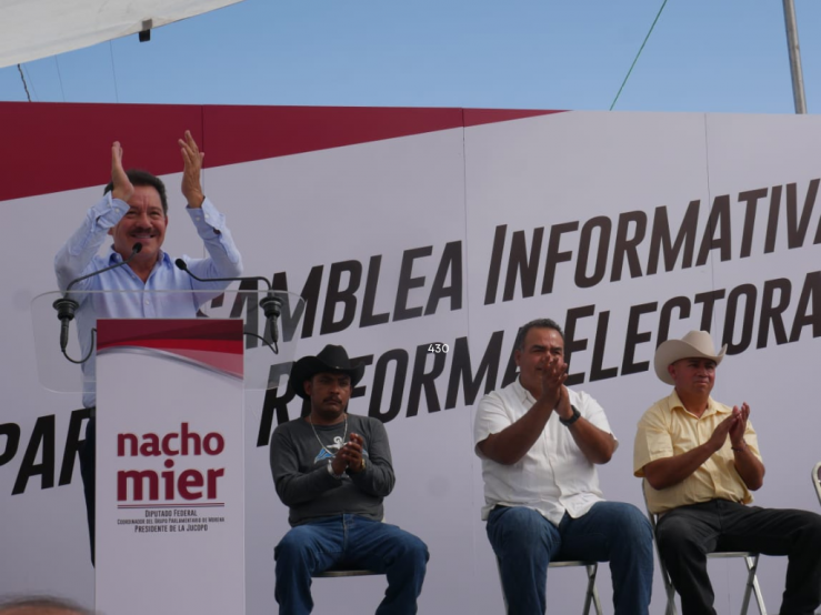 Durante asamblea al Sur de Puebla Ignacio Mier reafirmó su compromiso con la ciudadanía