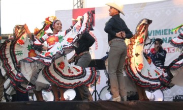Mariachi Nacional le canta a José Alfredo Jiménez en Dolores Hidalgo