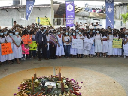 BUAP lanza proyecto de Pueblos Originarios y Lenguas Vivas para preservar cultura en Cuetzalan e Ixtepec