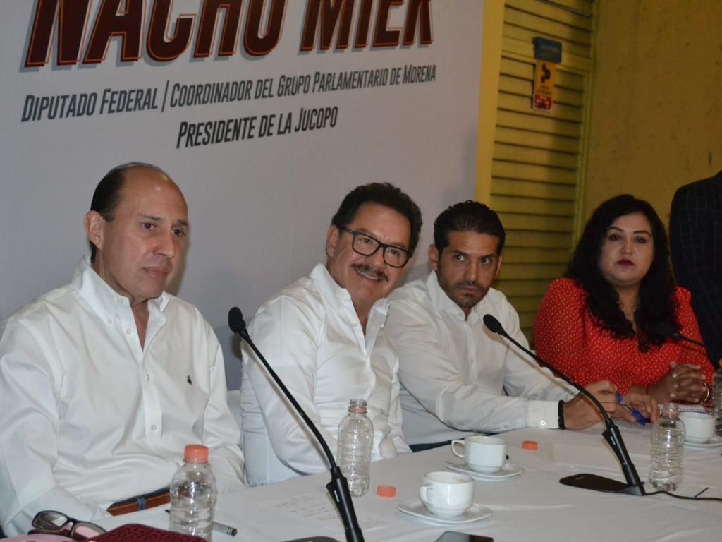 Ofrece Ignacio Mier respaldo al gobernador de puebla para promover instalación de tesla