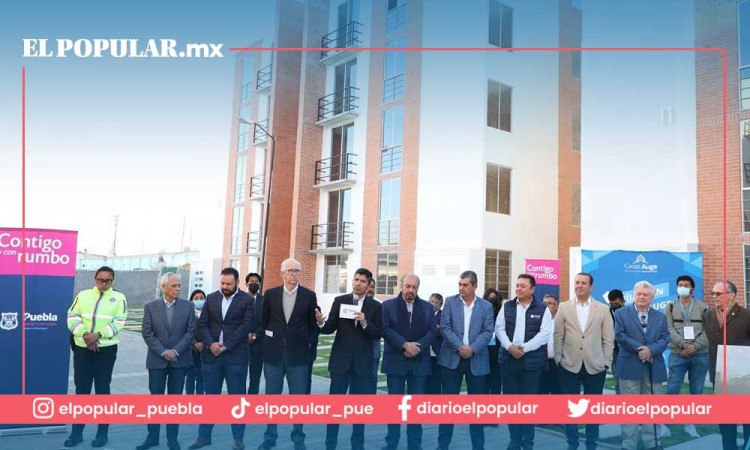 Inauguran viviendas: Ayuntamiento de Puebla y Canadevimariana