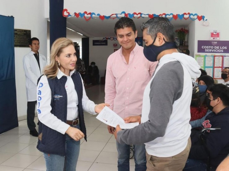 DIF en coordinación con Paola Angón entregaron Certificados de Discapacidad