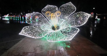 Inauguran iluminación de primavera en Cholula